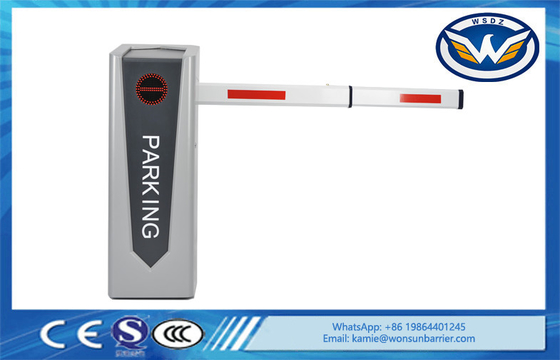 220V güç kaynağı ve aşırı sıcaklık ortamları için dayanıklı 2 mm soğuk lastikli levha araç bariyer kapısı